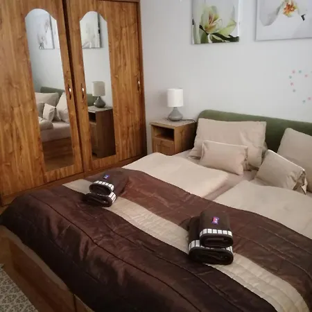 Apartman Ellis *